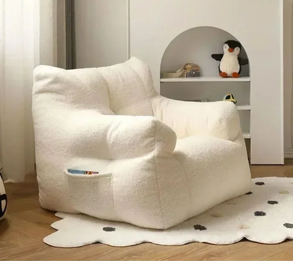 Fauteuil Marina minimaliste en tissu peluche